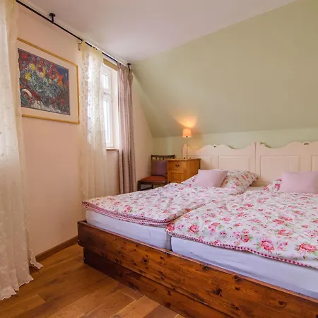 Gemuetliche In Mit Garten By Interhome Apartament