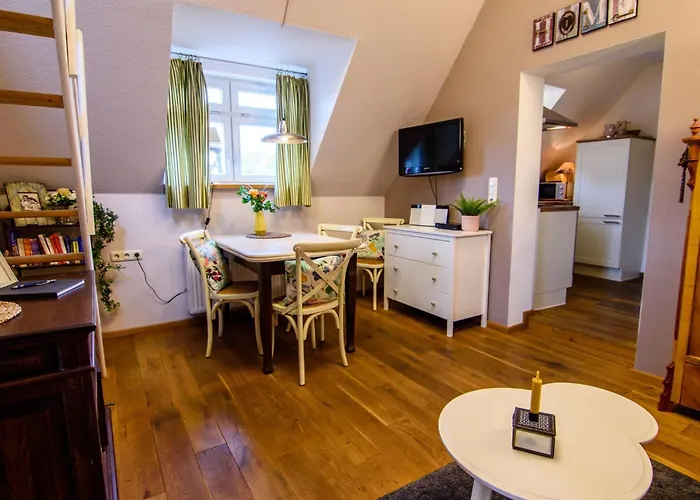 Gemuetliche In Mit Garten By Interhome Apartmán