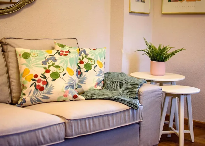 Lägenhet Gemuetliche In Mit Garten By Interhome